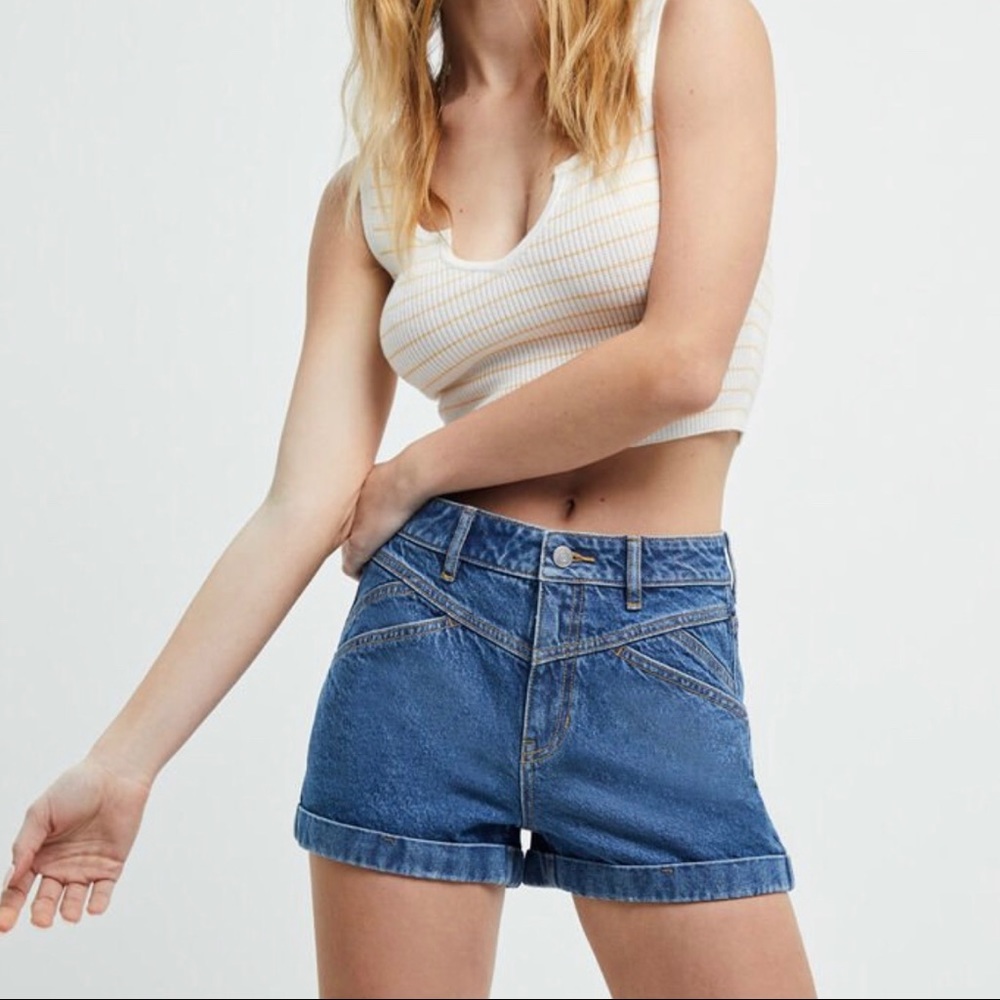 Pacsun Sz 25 Detailed Mom Shorts